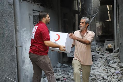 T­ü­r­k­ ­K­ı­z­ı­l­a­y­­d­a­n­ ­G­a­z­z­e­­y­e­ ­i­n­s­a­n­i­ ­y­a­r­d­ı­m­ ­ç­a­ğ­r­ı­s­ı­